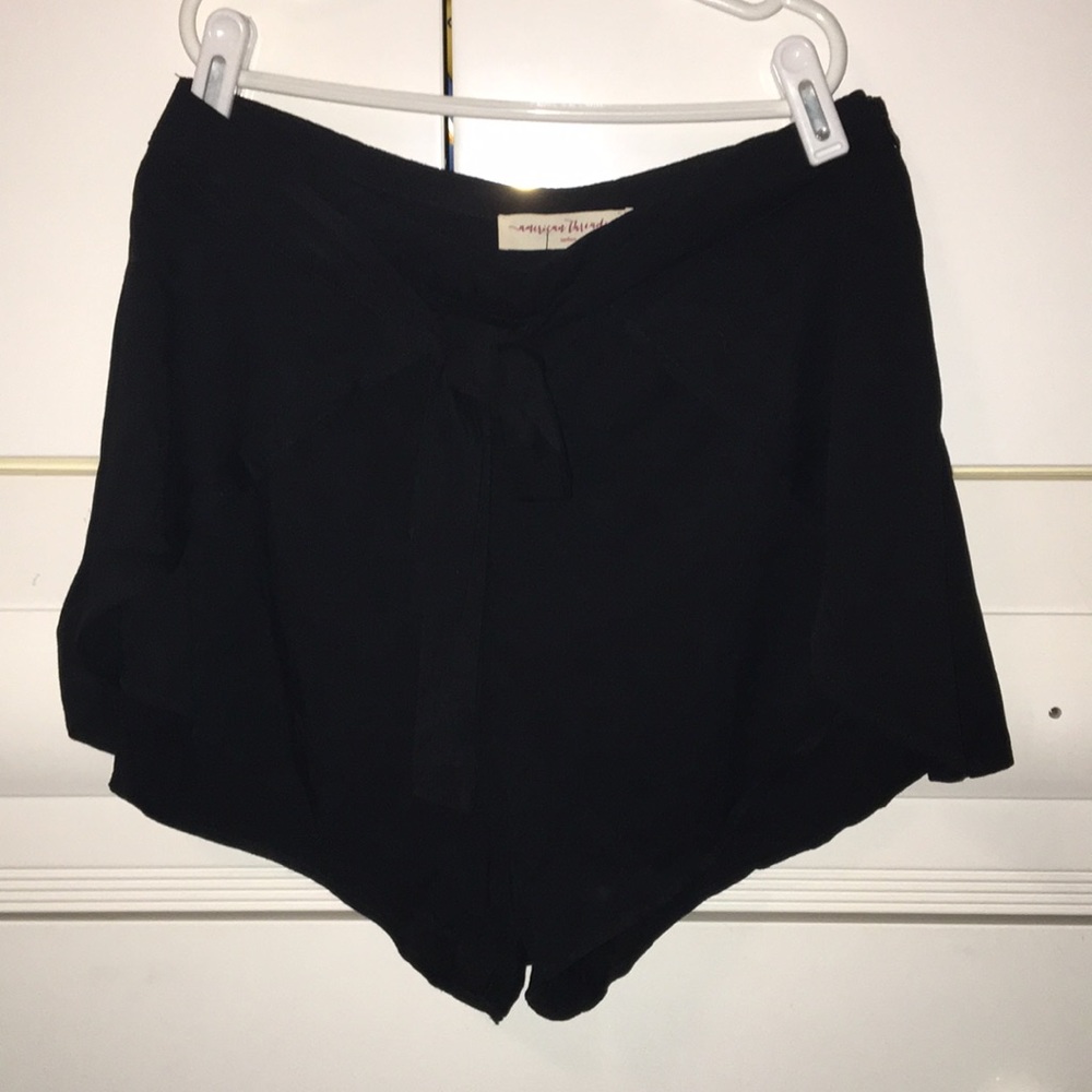 High waisted dress shorts with bow